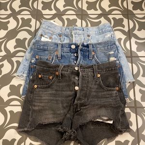Levi jean shorts bundle size 23